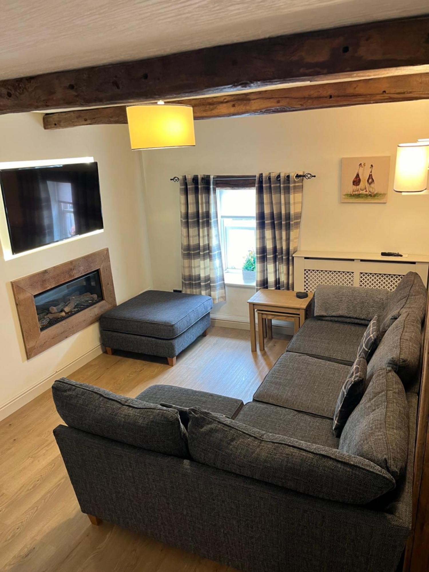 Appartamento The Old Hay Loft Kirkby Lonsdale Esterno foto