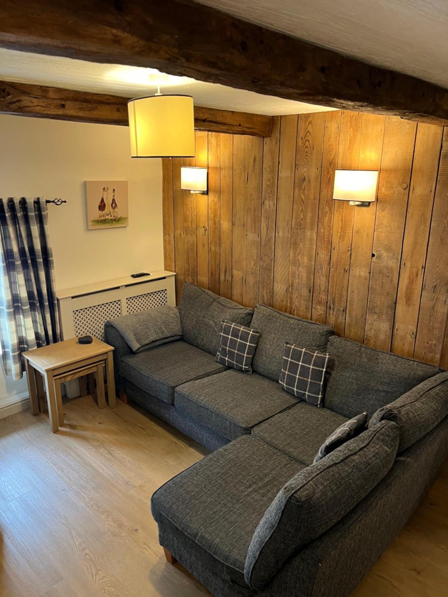 Appartamento The Old Hay Loft Kirkby Lonsdale Esterno foto