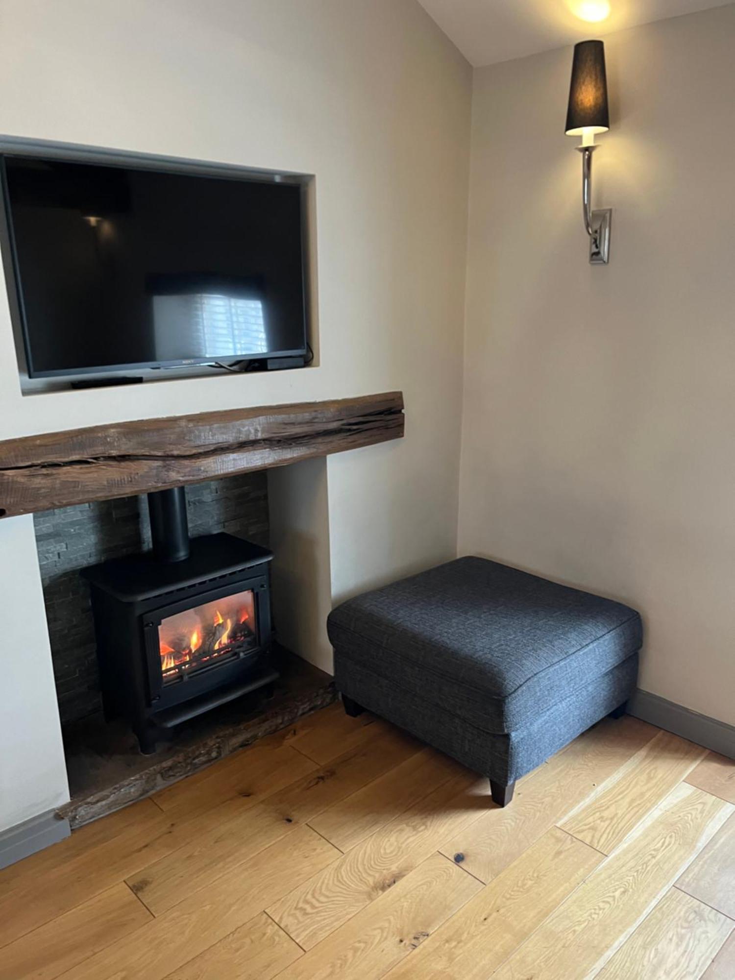 Appartamento The Old Hay Loft Kirkby Lonsdale Esterno foto