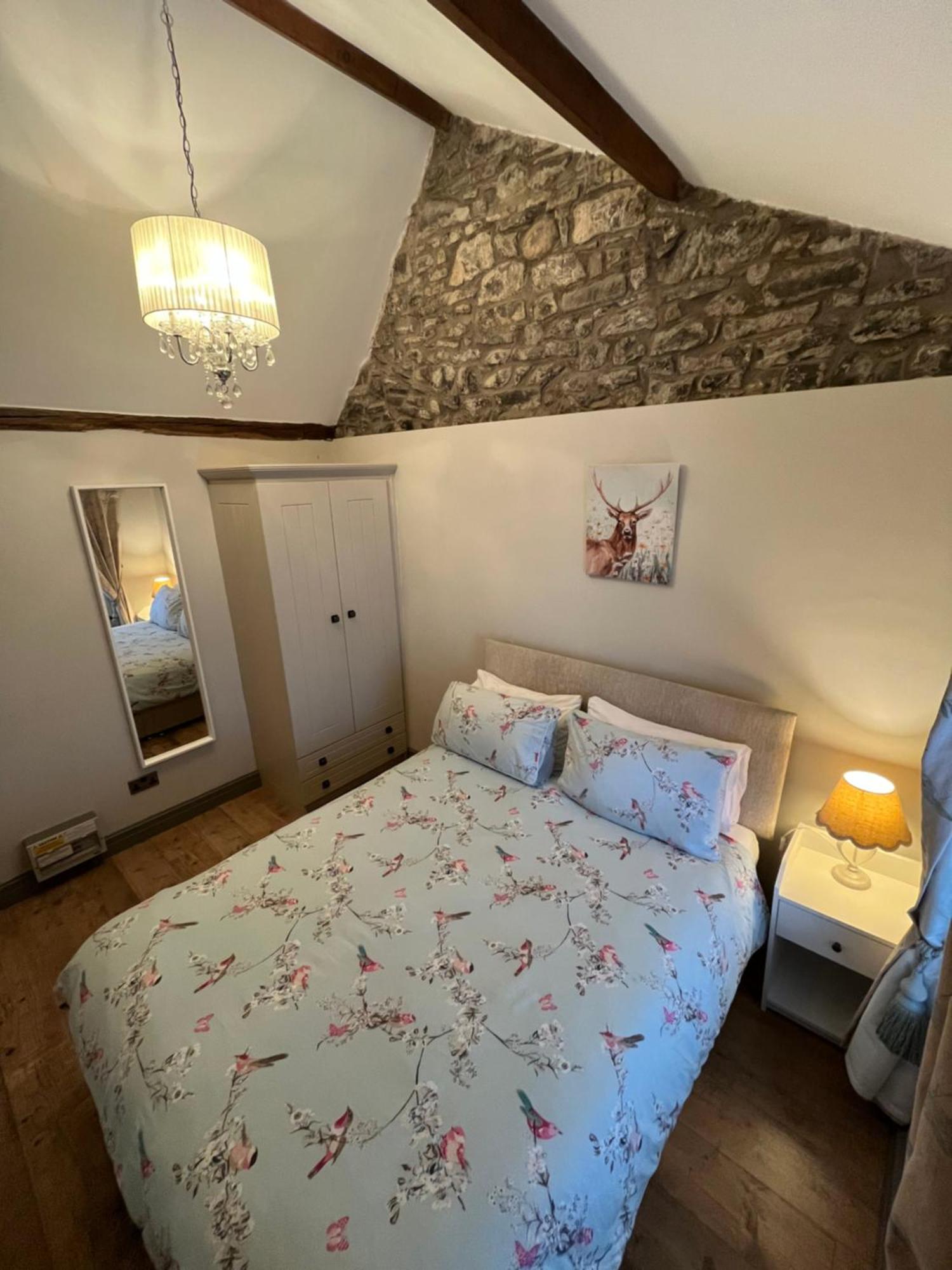 Appartamento The Old Hay Loft Kirkby Lonsdale Esterno foto