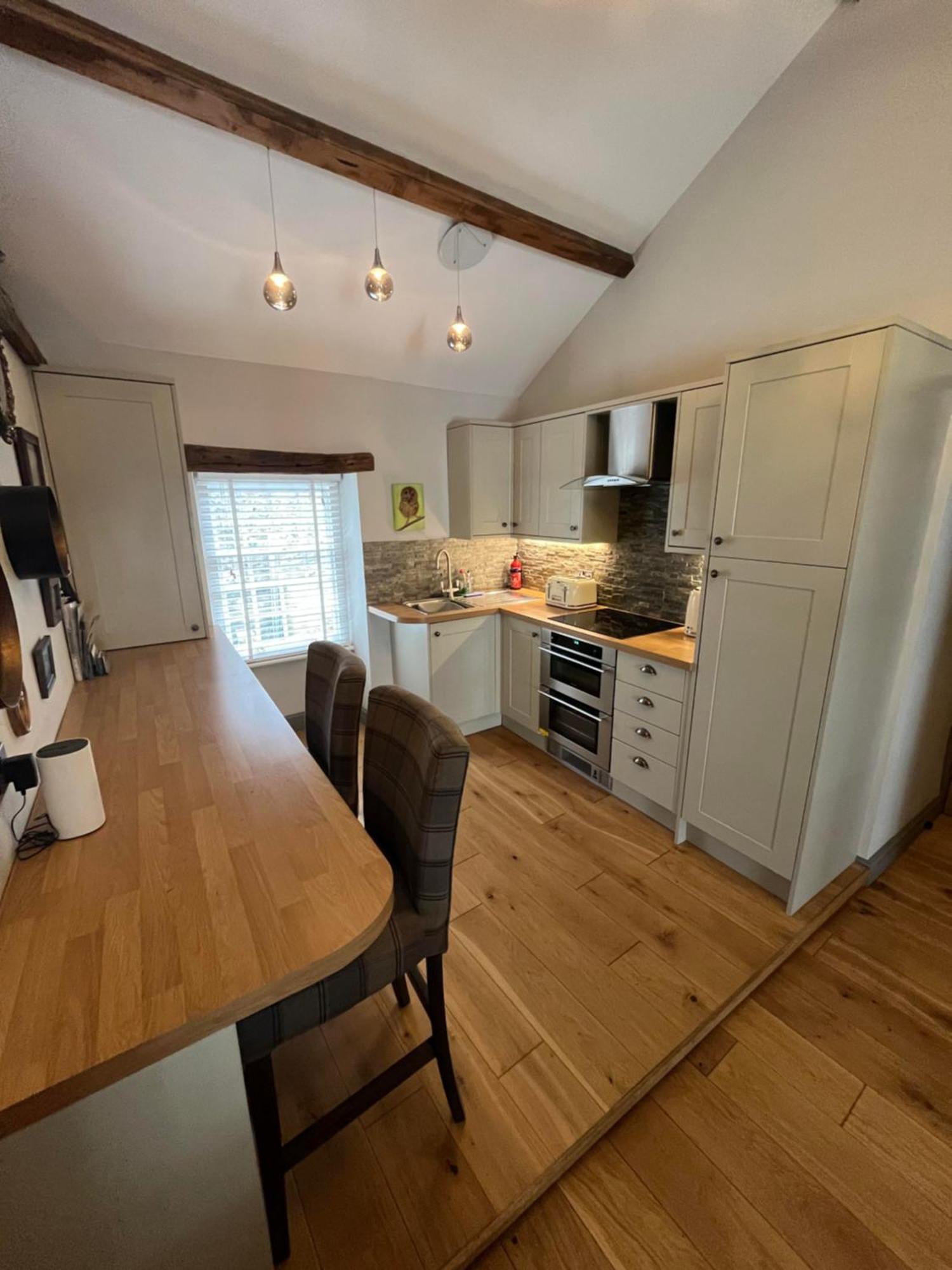 Appartamento The Old Hay Loft Kirkby Lonsdale Esterno foto